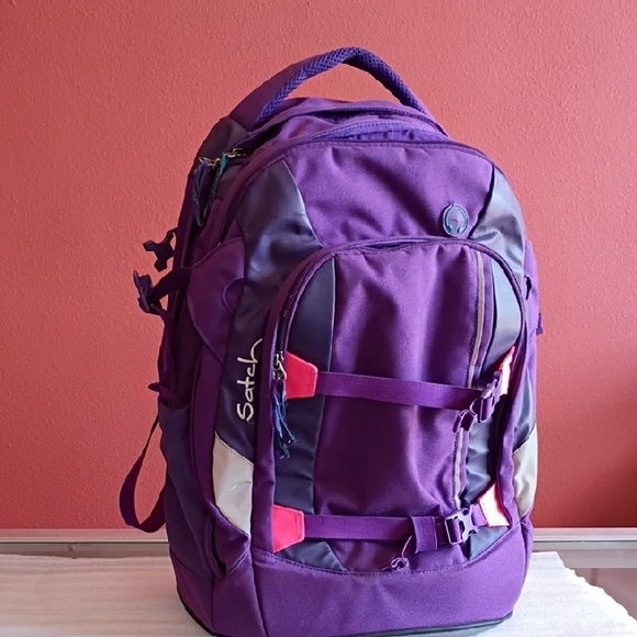 SATCH Other - Satch Purple Backpack with Pink Accents